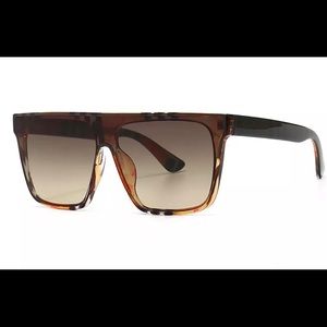 Square Medium size sunglasses